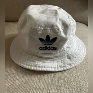 Adidas Women’s White Bucket Hat with Logo One Size 100% Cotton